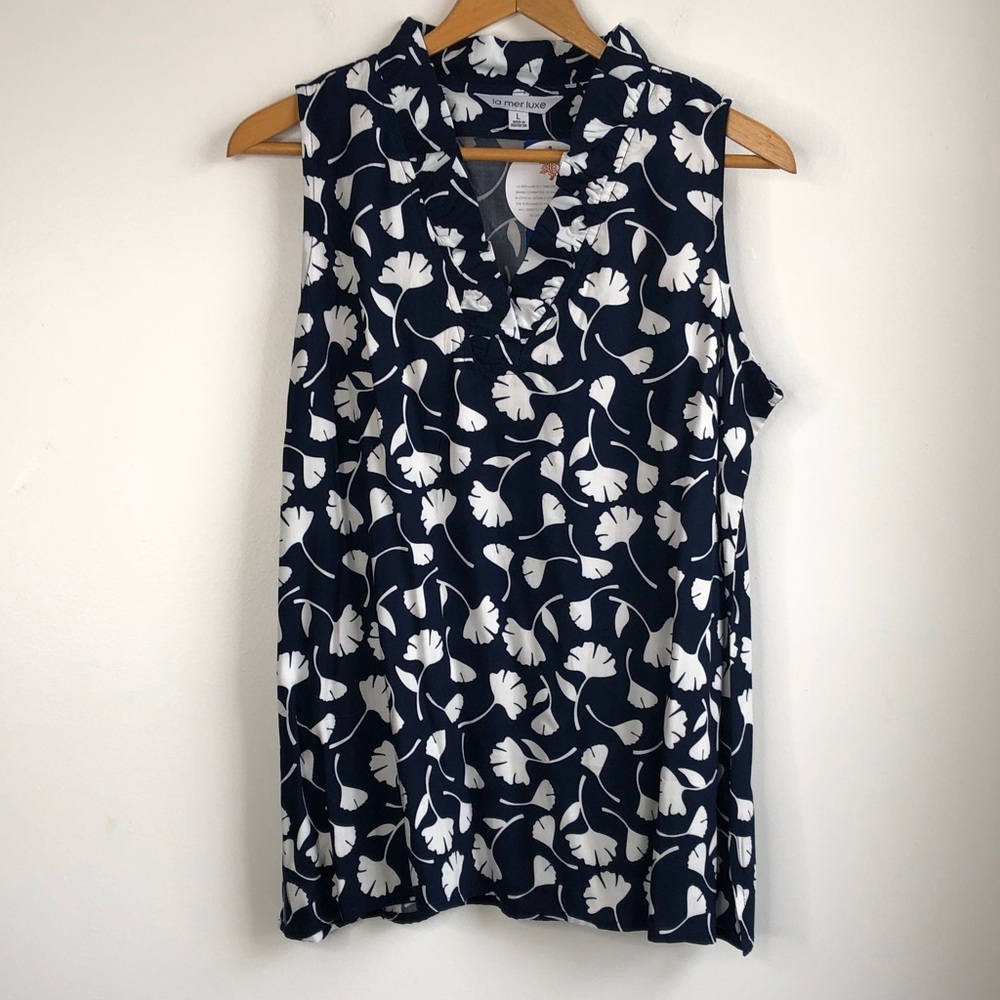 La Mer Luxe St Augusta Navy and White Floral Sleeveless V-Neck Top
